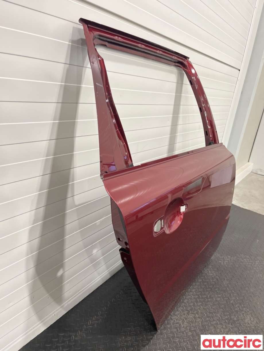 Dør høyre bak til Volvo XC70 2008-2013 (Type II, Fase 1) (VOLVO|32228897|)