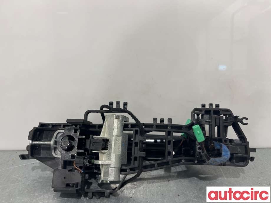 Dørhåndtak utv høyre foran til Ford Kuga 2008-2012 (Type I)  (FORD|1775832||1480205)