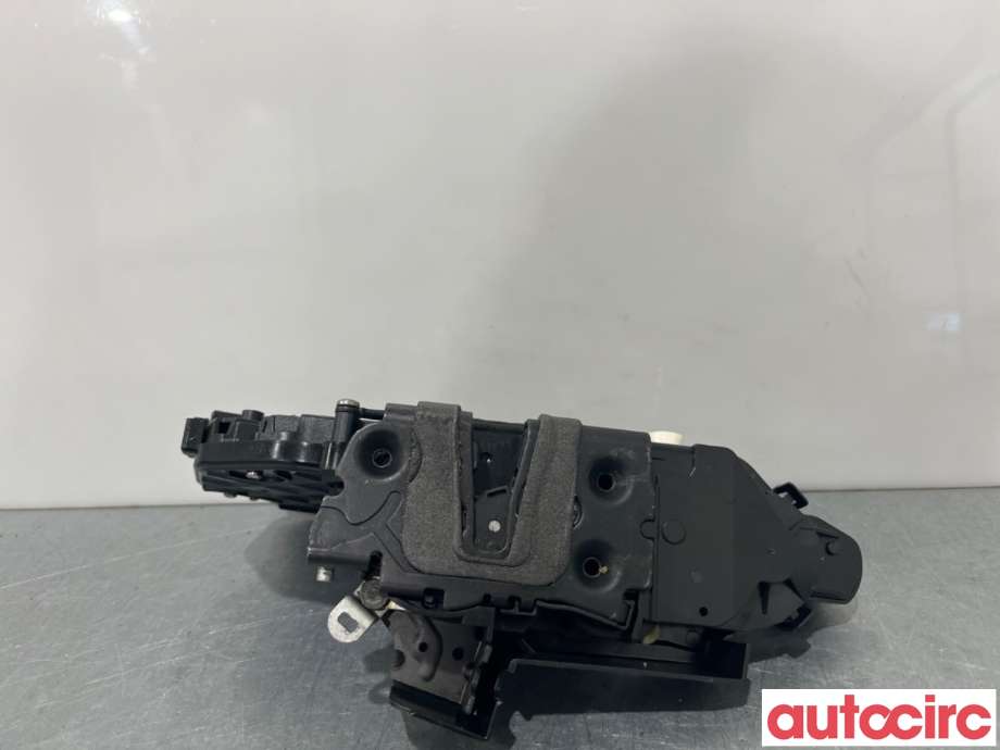 Låsekasse høyre bak til Ford Kuga 2008-2012 (Type I)  (FORD|1523328||8V4A-S26412-GA)