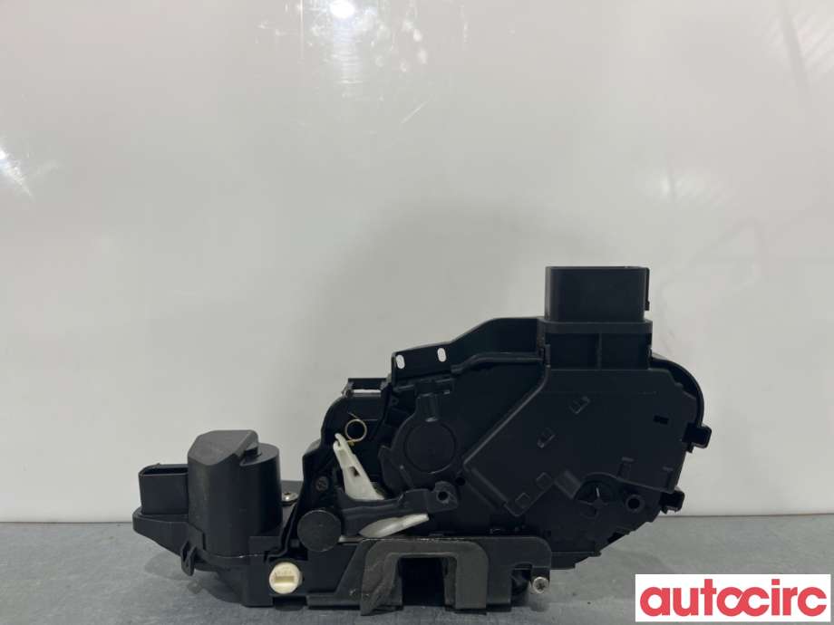 Låsekasse venstre bak til Ford Kuga 2008-2012 (Type I) (FORD|1523332||8V4A-S26413-GA)