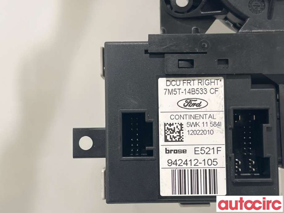 Ruteheis høyre foran til Ford Kuga 2008-2012 (Type I)  (FORD|1767044|)