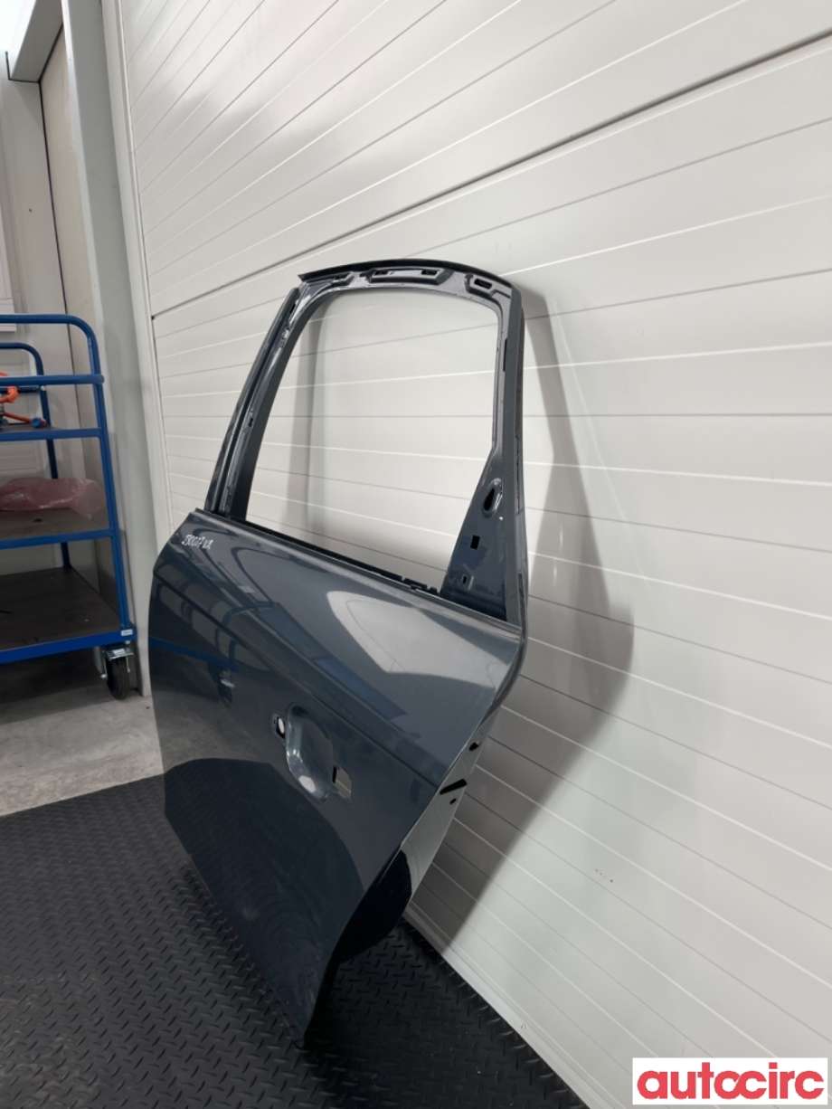Dør venstre bak til Audi A4 2007-2014 (Type IV) (B8) (B8) (AUDI|8K5833051D|)