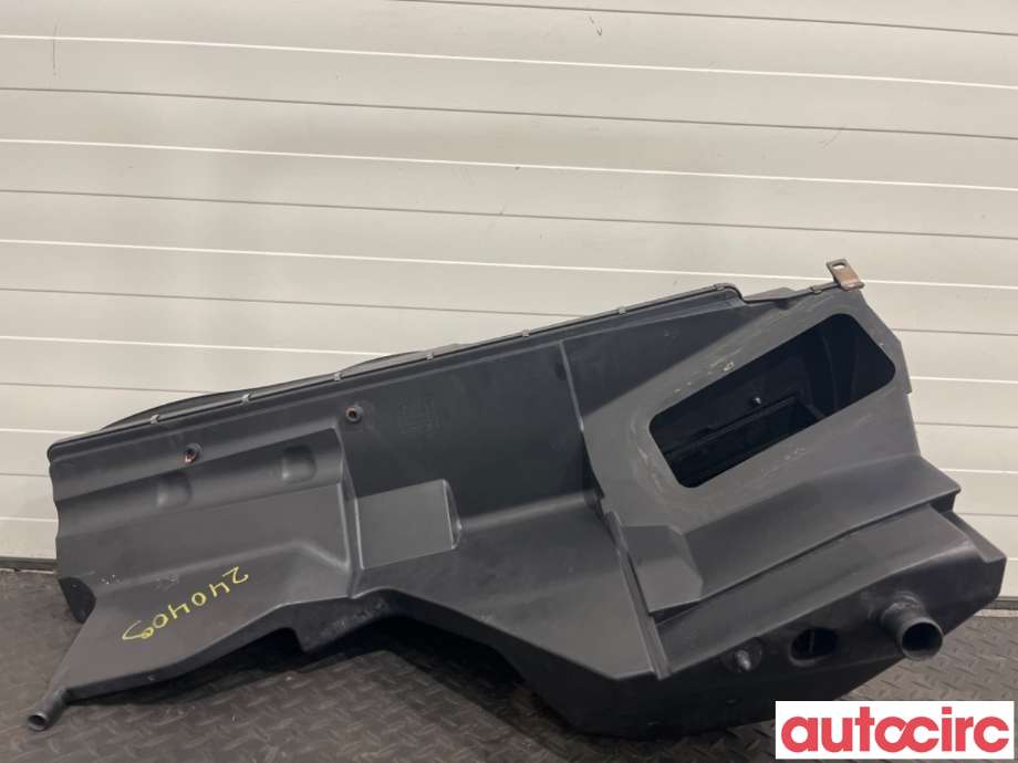 Diverse deler til Mercedes G-Wagen 1990-->> (W463) (W463) (MERCEDES|A4638300023|)