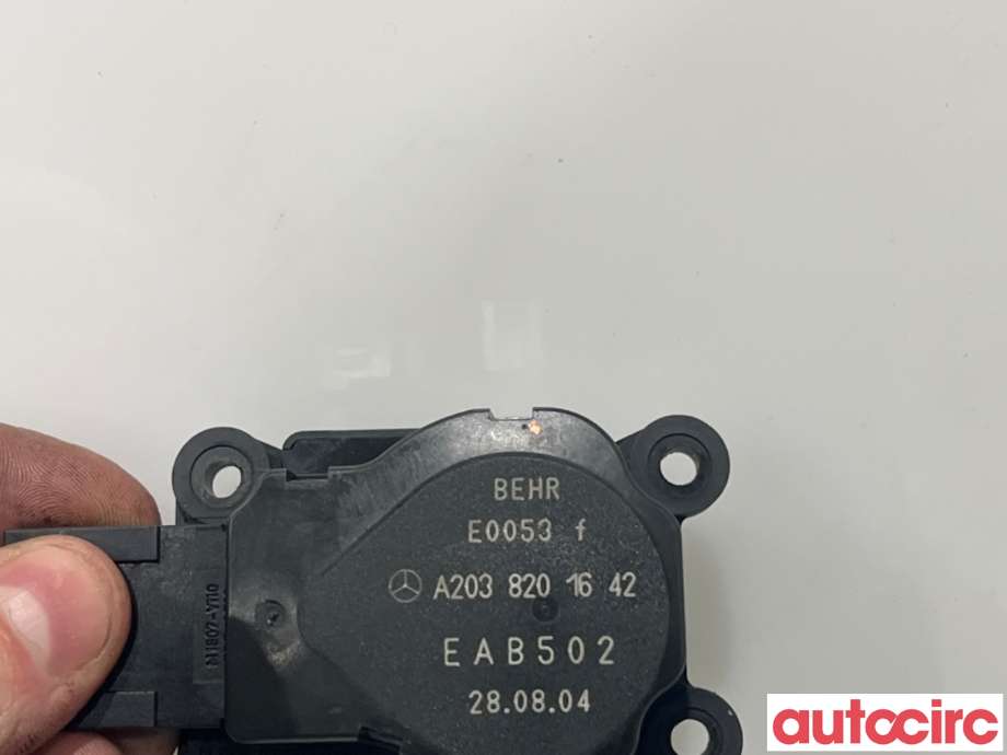 Varmeapparat diverse til Mercedes G-Wagen 1990-->> (W463) (W463) (MERCEDES|A2038201642|)