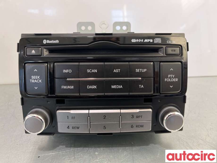 Bilstereo til Hyundai i20 2009-2014 (Type I) (HYUNDAI|961211J252BLH|AM111CNEE|96121-1J252BLH)