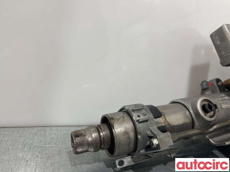 Rattaksel til Mercedes G-Wagen 1990-->> (W463) (W463) (MERCEDES|A4634603316|)