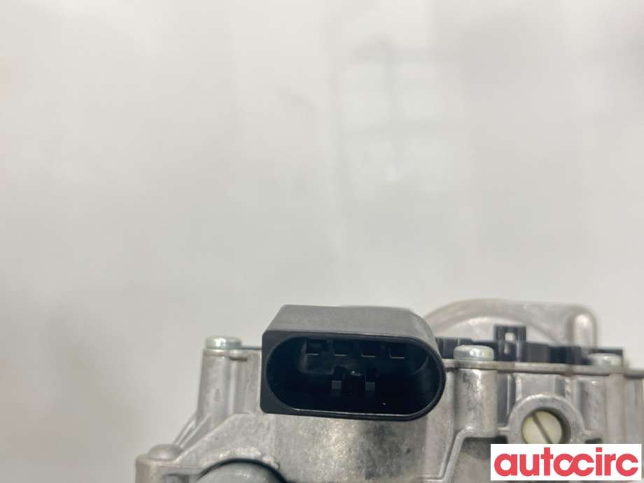 Viskermotor frontrute til BMW 3-Serie 2005-2011 (E90/E91/E92/E93) (E90/E91/E92/E93) (BMW|61617161711|404959|6978263)