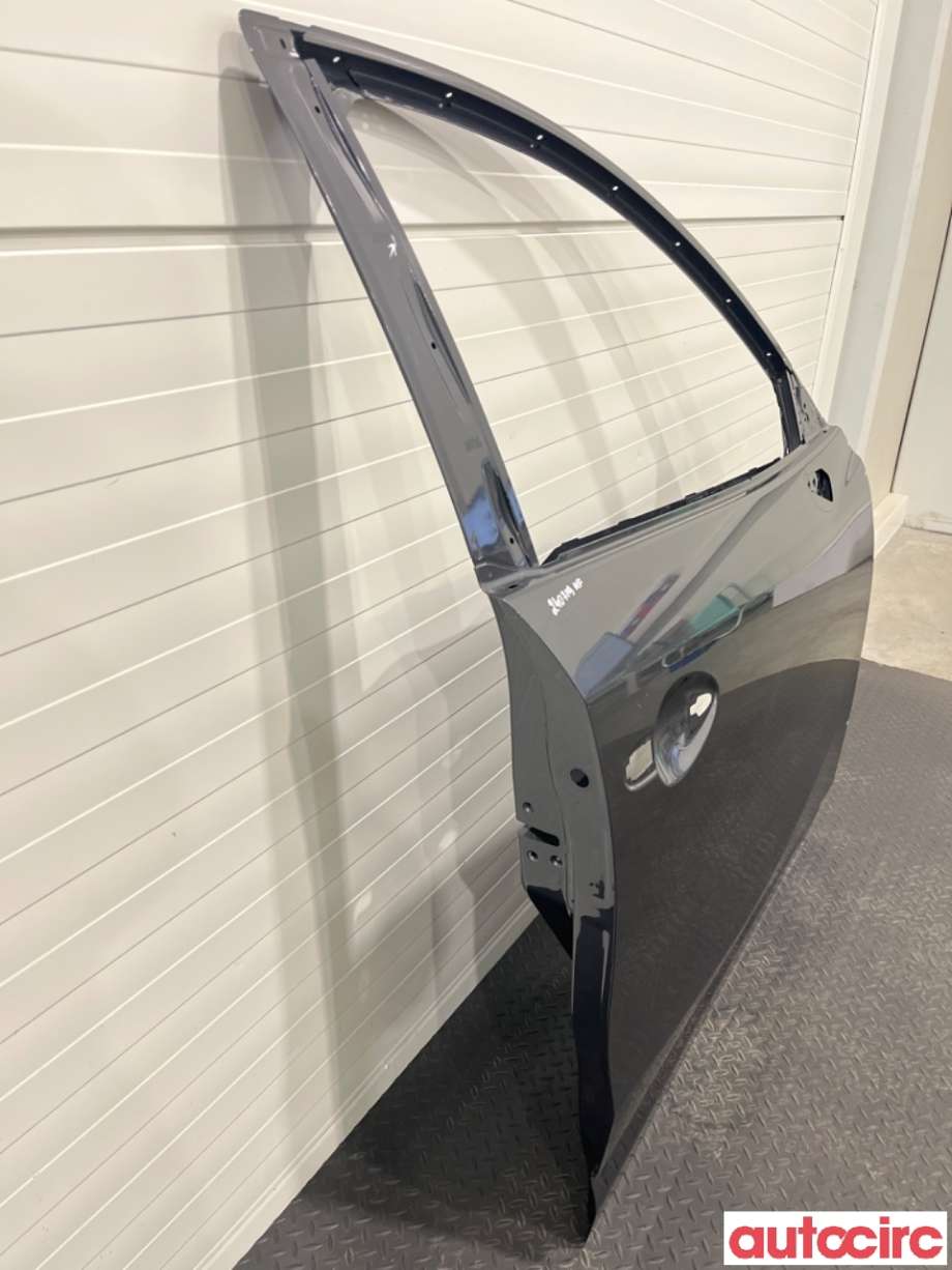 Dør høyre foran til Mazda CX-5 2012-2017 (Type I)  (MAZDA|KDY35802XH|)
