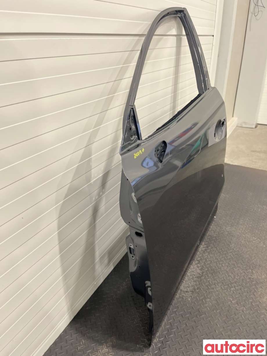 Dør venstre foran til Mazda CX-5 2012-2017 (Type I)  (MAZDA|KDY3-59-02XH|)