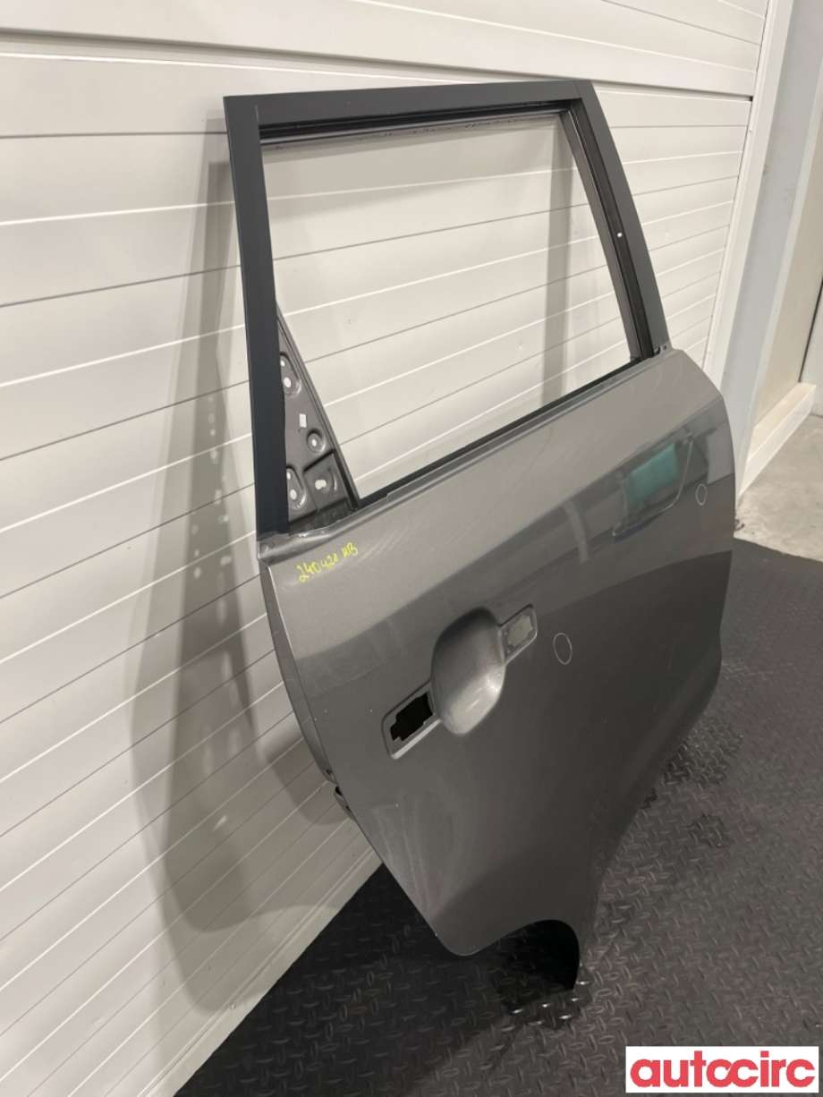 Dør høyre bak til Kia Soul 2014-2019 (Type II)  (KIA|77004B2000|)