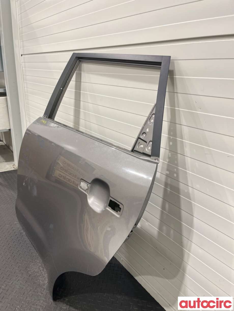Dør venstre bak til Kia Soul 2014-2019 (Type II)  (KIA|77003B2000|)