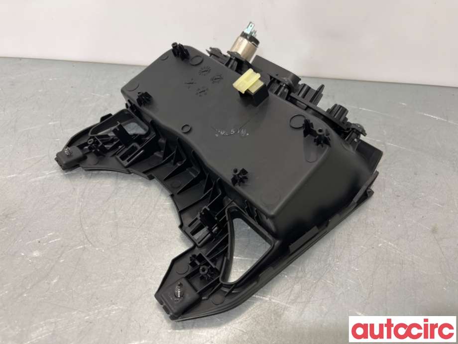 Diverse deler til Kia Sportage 2010-2016 (Type III)  (KIA|846313U020WK||84631-3U020)