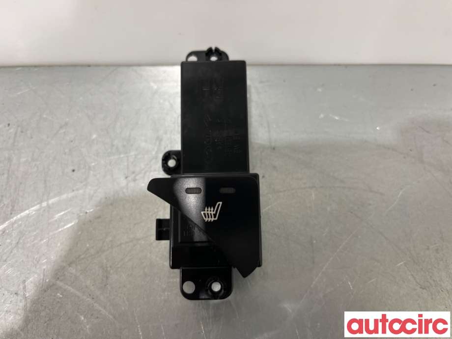 Bryter setevarme til Kia Sportage, 2010-2016 (Type III) (KIA|933403W000WK)