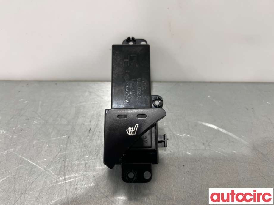 Bryter setevarme til Kia Sportage, 2010-2016 (Type III) (KIA|933303W000WK)