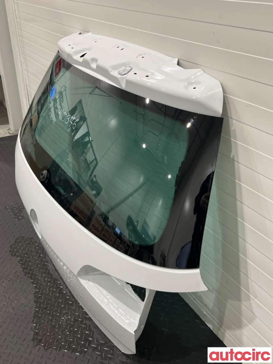 Bakluke combi til VW e-Golf 2017-2020 (Fase 2)  (VOLKSWAGEN|5G6827025AB||5G6827025K)