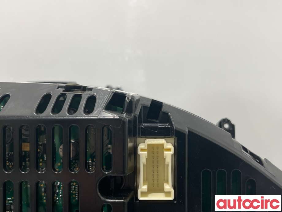 Instrumentpanel til Mercedes C-Klasse 2007-2011 (Fase 1) (W204) (W204) (MERCEDES|A2049004300||A2049003005)