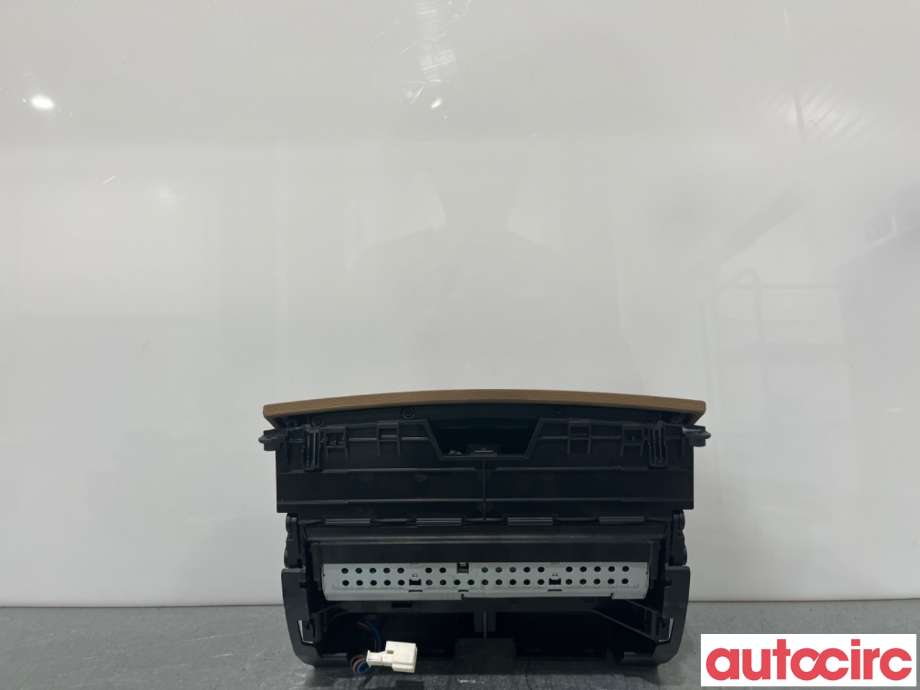 Multimedia display (MCU - Media Controller Unit) til Mercedes C-Klasse 2007-2011 (Fase 1) (W204) (W204) (MERCEDES|A2048205497|)