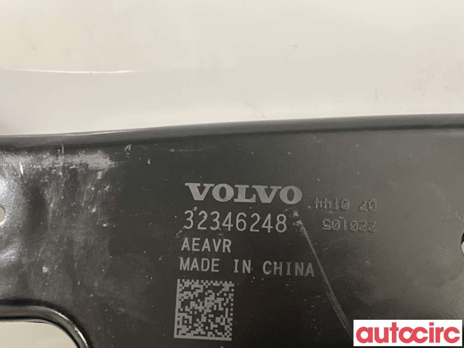 Bærebru høyre foran nedre til Volvo C40 Recharge 2021-2024 (VOLVO|32395076|)