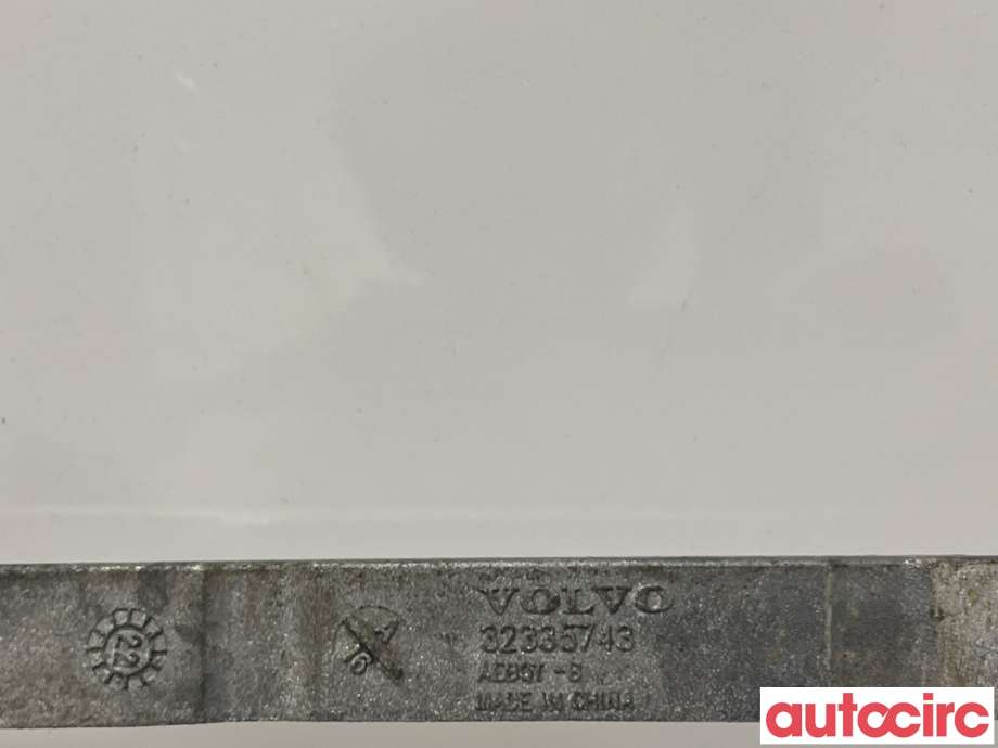 Diverse deler til Volvo C40 Recharge 2021-2024  (VOLVO|32335743|)