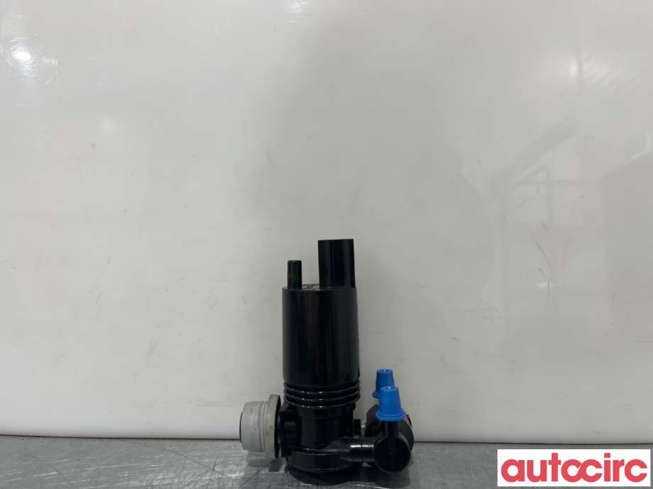 Spylerpumpe foran til Ford Fiesta 2013-2017 (Type VI, Fase 2) (FORD|2022321||8A61-17K624-AA)