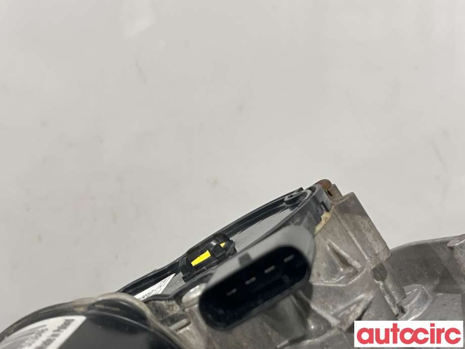 Viskermotor frontrute til Mercedes Vito 2014-->> (W447) (W447) (MERCEDES|A4478200040|W000051184|)