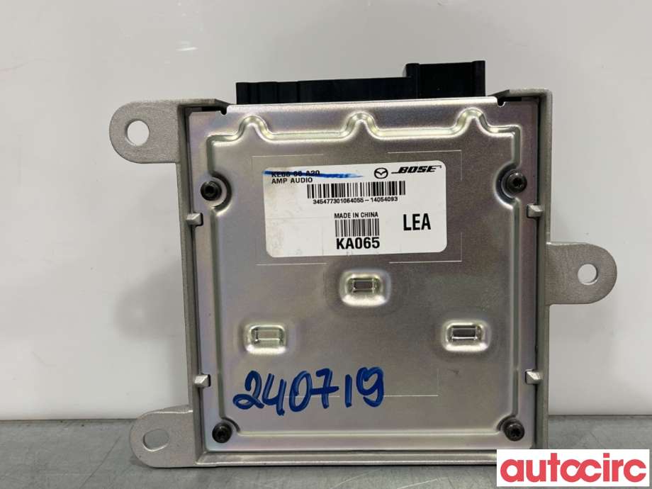 Bilstereo forsterker til Mazda CX-5 2012-2017 (Type I)  (MAZDA|KE68-66-A20|KA065|KE6866A20)