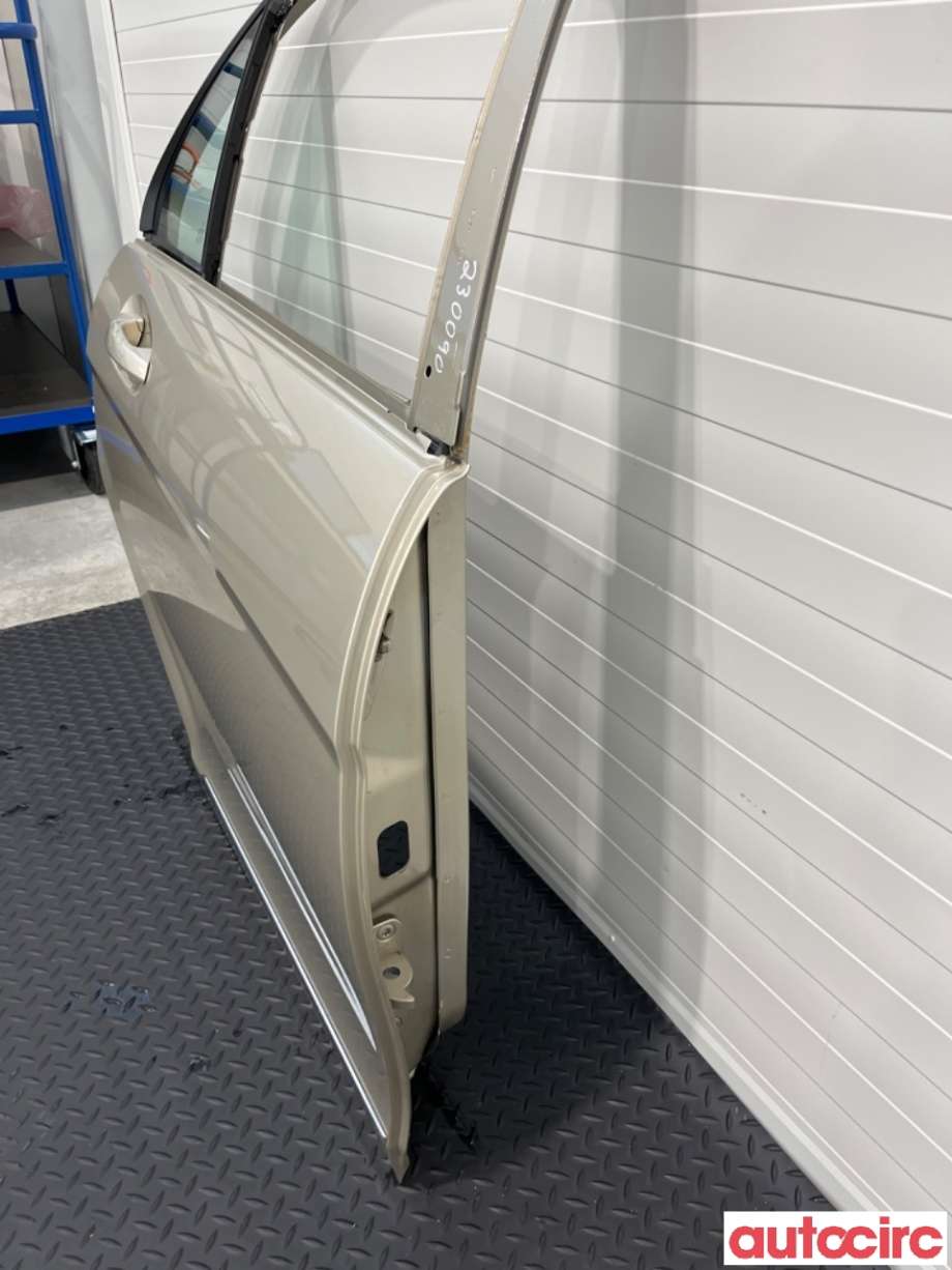 Dør høyre bak til Mercedes C-Klasse 2011-2014 (Fase 2) (W204) (W204) (MERCEDES|A2047302200|)