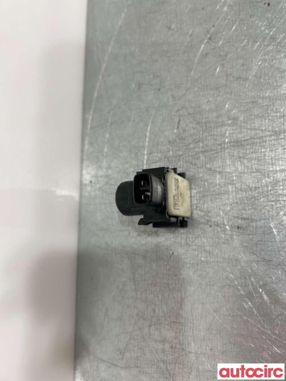 Parkeringssensor bak til Mazda CX-5 2012-2017 (Type I)  (MAZDA|KD49-67-UC1||KD49-67UC1)