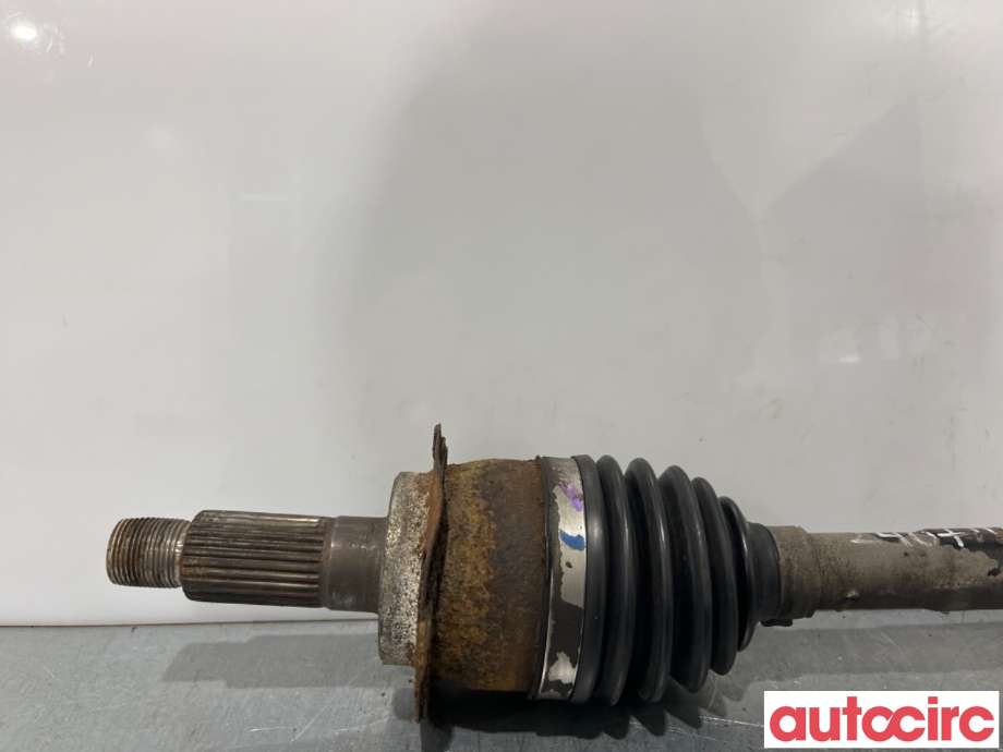 Drivaksel venstre foran til Suzuki SX4 2006-2009 (Type I, Fase 1)  (SUZUKI|44102-79J00|)