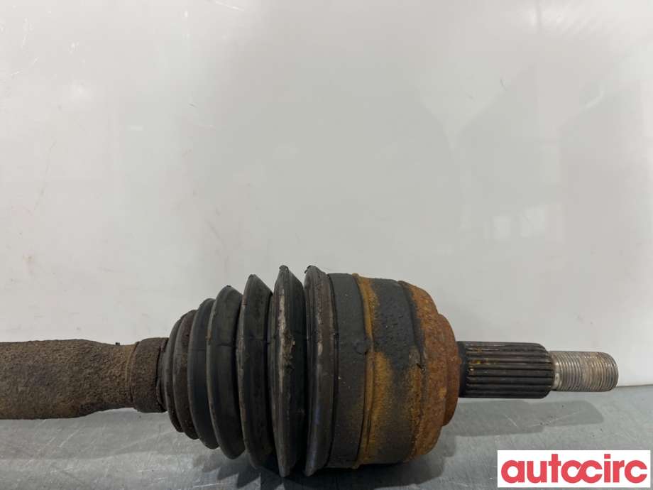 Drivaksel venstre foran til Renault Captur 2013-2020 (Type I)  (RENAULT|391015196R|)