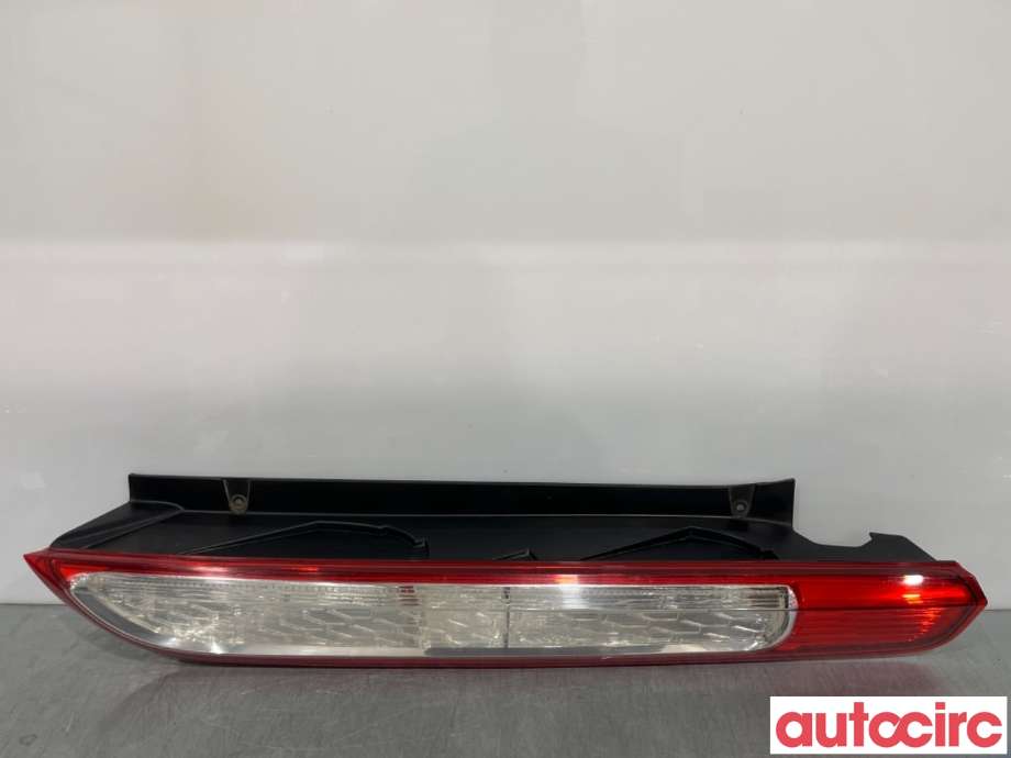 Baklykt høyre til Ford Focus 2008-2010 (Type II, Fase 2)  (FORD|1520757|8M51-13404-AD|)