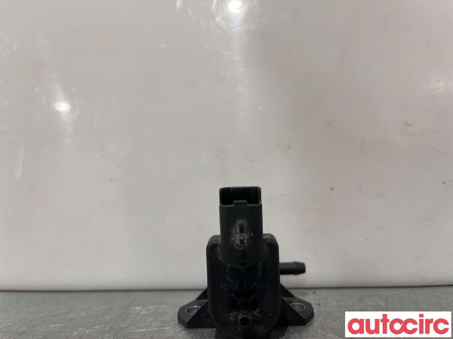 Vakuumventil til Peugeot 508 2011-2014 (Type I, Fase 1)  (PEUGEOT|1618KG||9688124580)