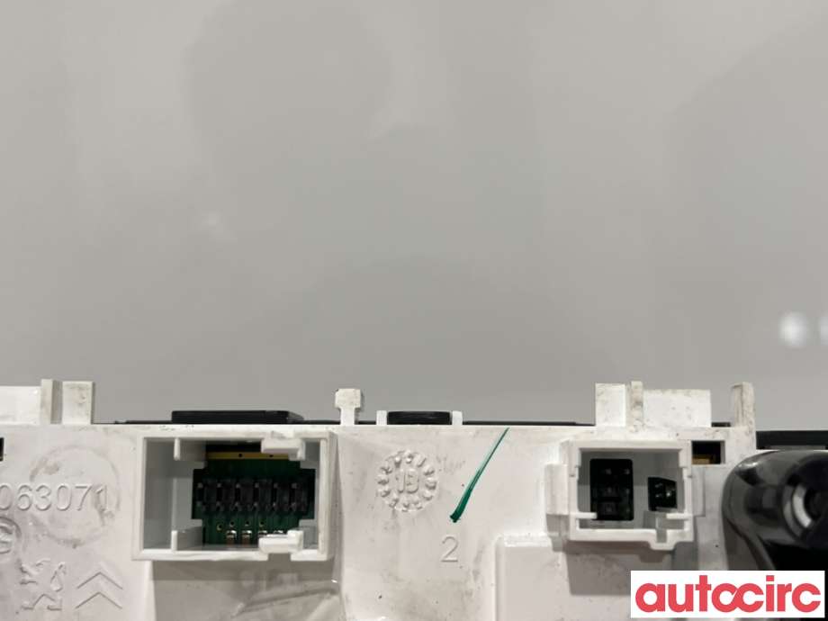 Varmeapparat betjening til Peugeot 2008 2013-2019 (Type I)  (PEUGEOT|9672248380||96722483ZD)