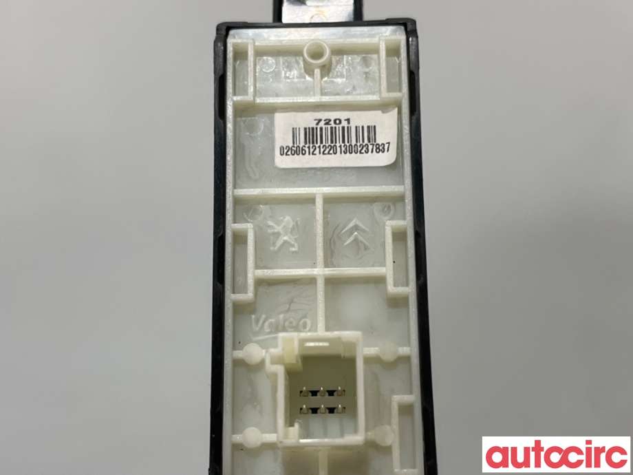 Bryter diverse til Peugeot 2008 2013-2019 (Type I)  (PEUGEOT|96758773XU|)