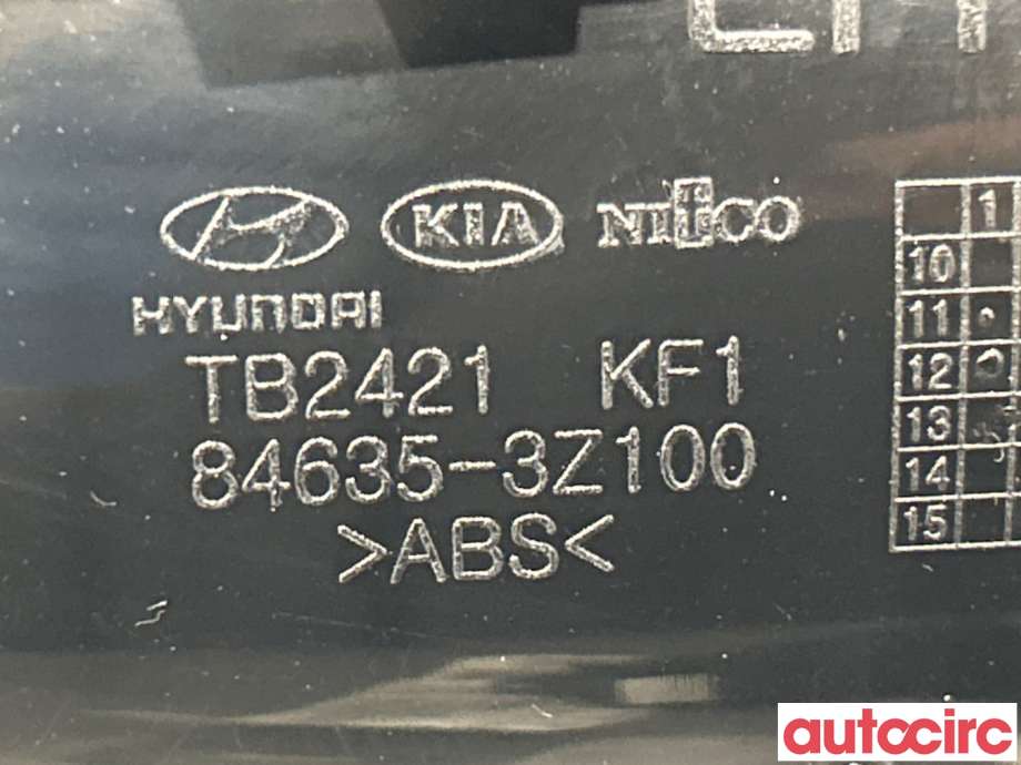 Innredning, Konsoll til Hyundai i40 2012-2017  (HYUNDAI|846353Z100||846303Z180)