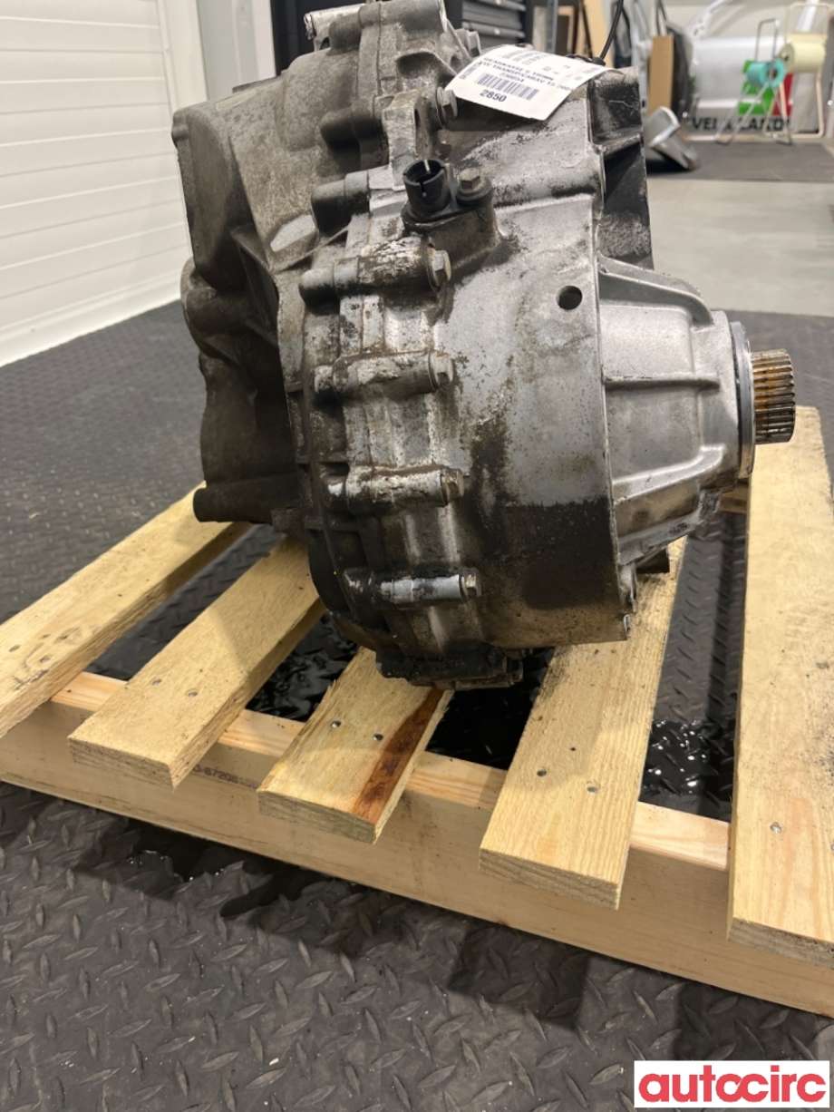 Girkasse manuell 6-trinn til VW Transporter / Caravelle 2009-2015 (Fase 2) (T5) (T5) (VOLKSWAGEN|0A5300015X|KLF|0A5300043TX)