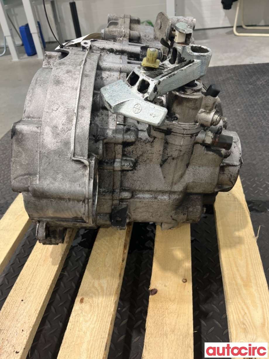Girkasse manuell 6-trinn til VW Transporter / Caravelle 2009-2015 (Fase 2) (T5) (T5) (VOLKSWAGEN|0A5300015X|KLF|0A5300043TX)