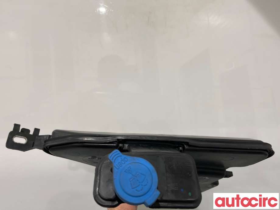 Spylertank til BMW 5-Serie 2017-->> (G30/G31) (G30/G31) (BMW|61668491830||7357290)