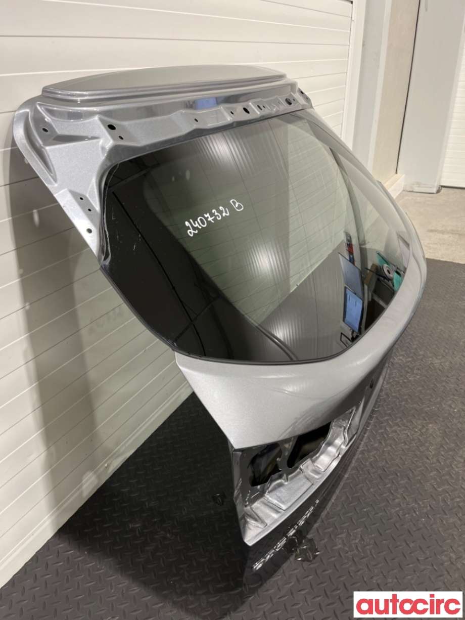 Bakluke combi til Nissan Qashqai 2014-2021 (Type II)  (NISSAN|K01004EAAA|)
