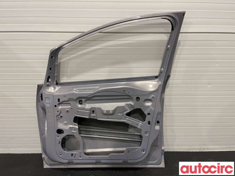 Dør høyre foran til Ford C-Max 2010-2015 (Type II, Fase 1)  (FORD|2387617|PF1CB-U20124-AE|)