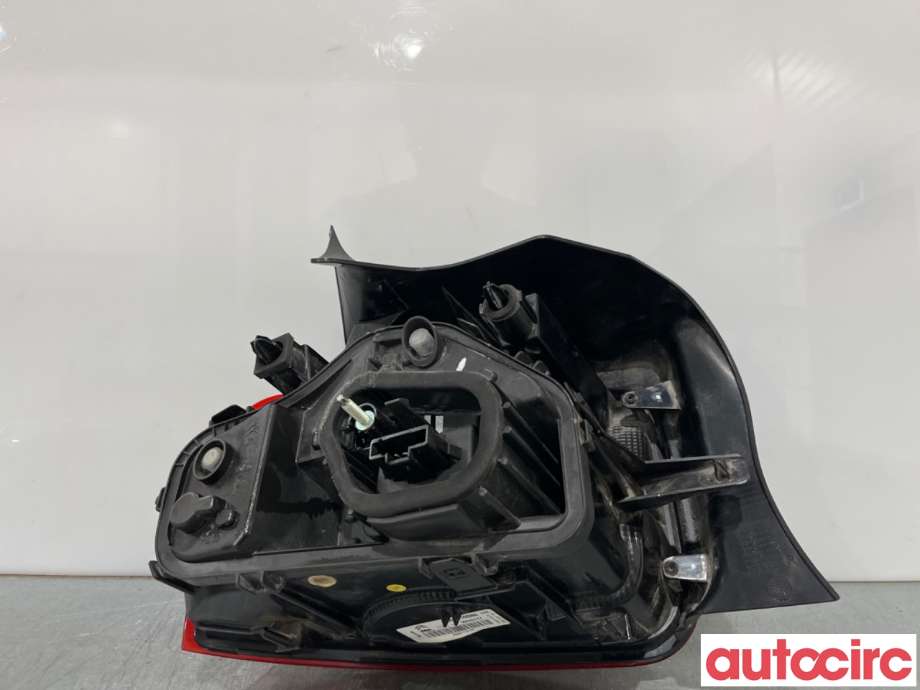 Baklykt høyre til Citroën C4, Cactus 2014-2017 (Fase 1)  (CITROEN|9800916080|90040177)