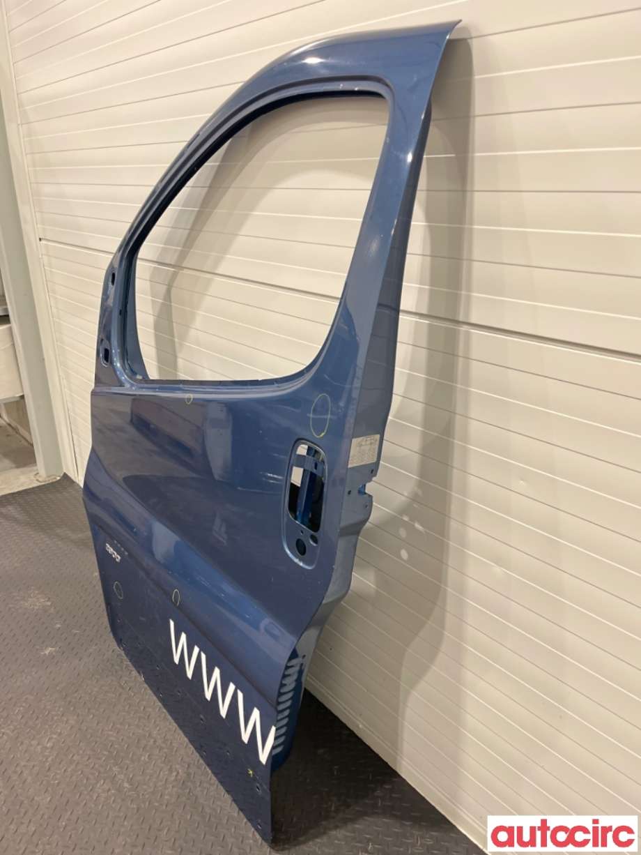 Dør venstre foran til Opel Vivaro A 2006-2014  (OPEL|93194149|)