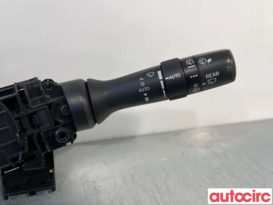 Bryter blink til Toyota Prius +7 2012-2020 (Type III) (stasjonsvogn) (stasjonsvogn) (TOYOTA|8414042101|)