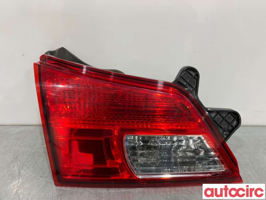 Baklykt venstre indre til Subaru Outback, 2009-2014 (Type IV)  (SUBARU|84912AJ240)