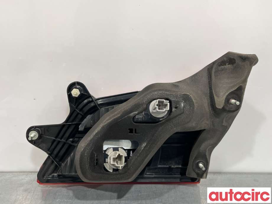 Baklykt venstre indre til Subaru Outback 2009-2014 (Type IV)  (SUBARU|84912AJ240|)