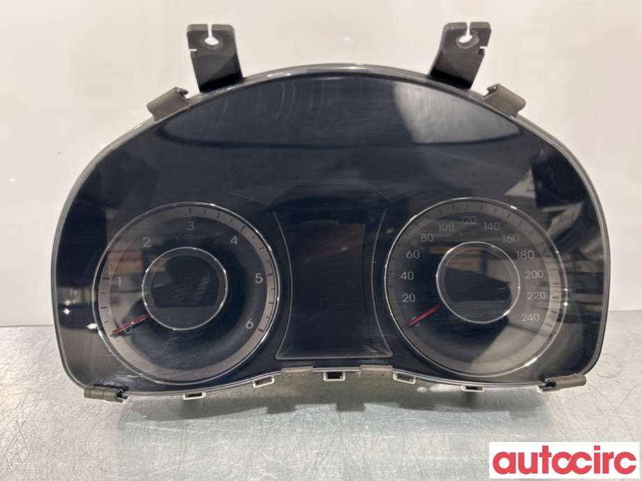Instrumentpanel til Hyundai i40, 2012-2017  (HYUNDAI|940113Z040)