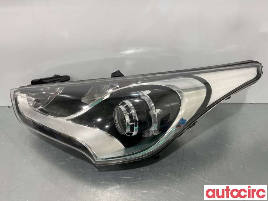 Frontlykt venstre halogen til Hyundai Veloster, 2011-2015  (HYUNDAI|921012V160)