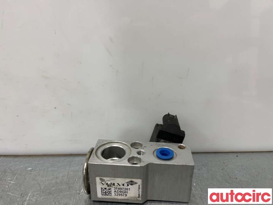 Diverse deler til Volvo V90 / V90 CC / S90 2016-->>  (VOLVO|31694066||31497261)