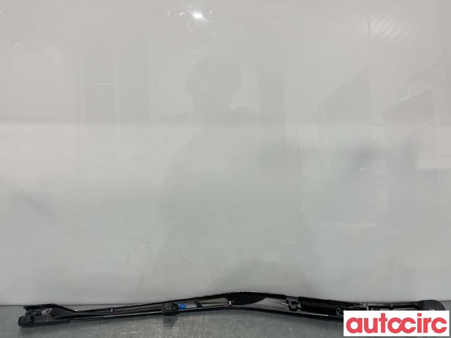 Viskerarmer frontrute til Volvo V90 / V90 CC / S90 2016-->>  (VOLVO|31385130||31440421)