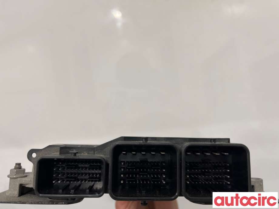 Styreenhet motor til Peugeot Partner 2008-2015 (Type II, Fase 1)  (PEUGEOT|1677633880|0281030546|9807885980)